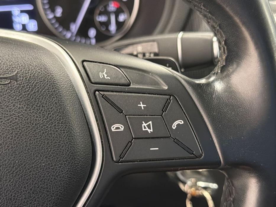 MERCEDES-BENZ B 2013