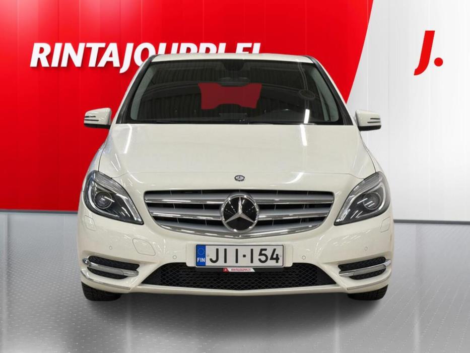 MERCEDES-BENZ B 2013