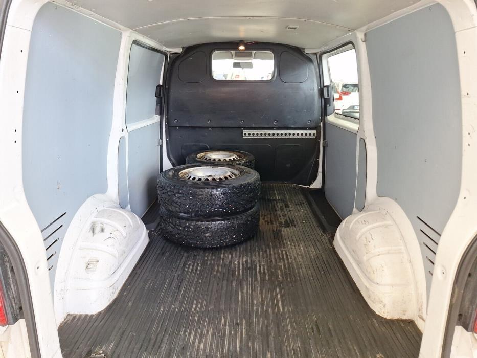 VOLKSWAGEN Transporter 2011