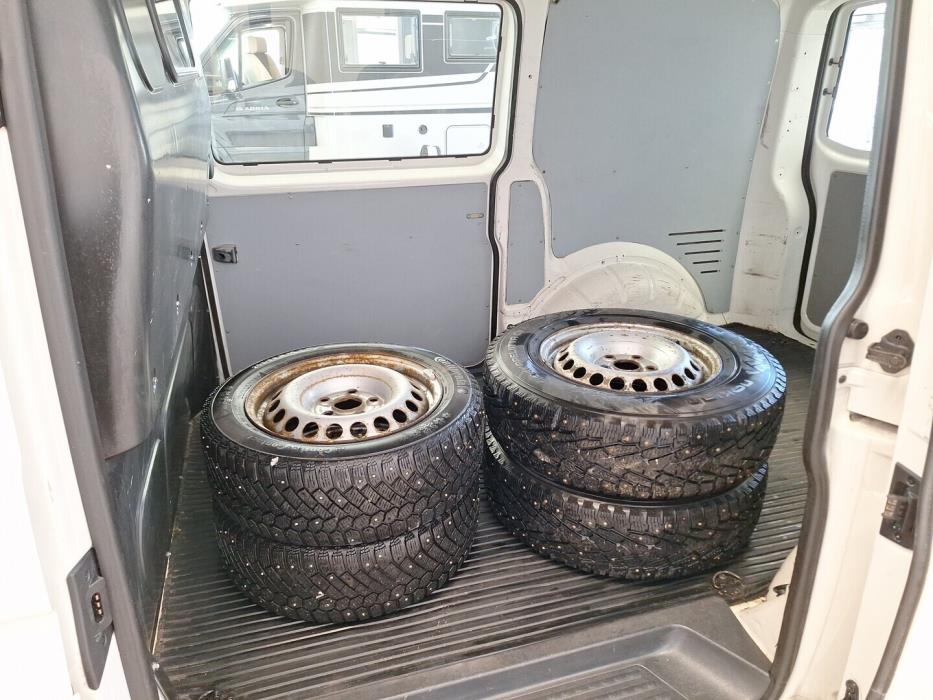 VOLKSWAGEN Transporter 2011