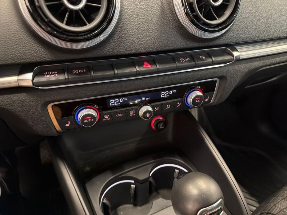 AUDI A3 2014