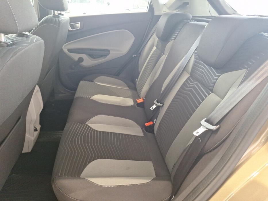 FORD Fiesta 2013