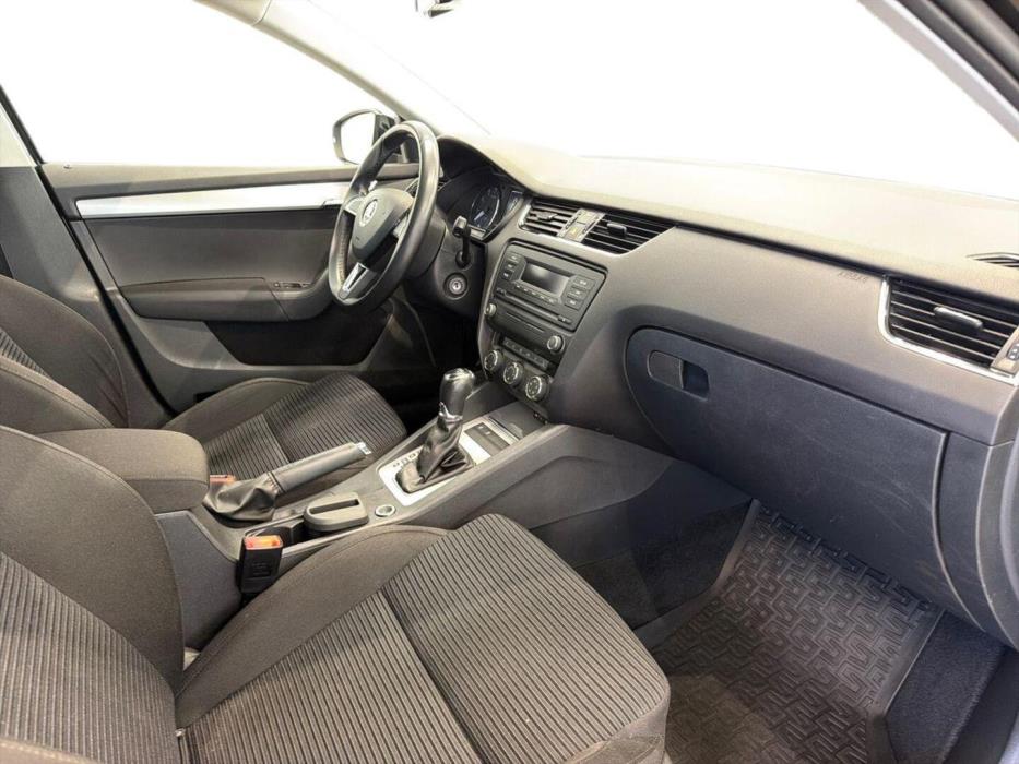 SKODA Octavia 2014