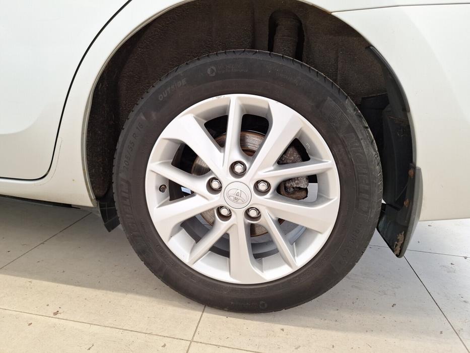 TOYOTA Corolla 2014