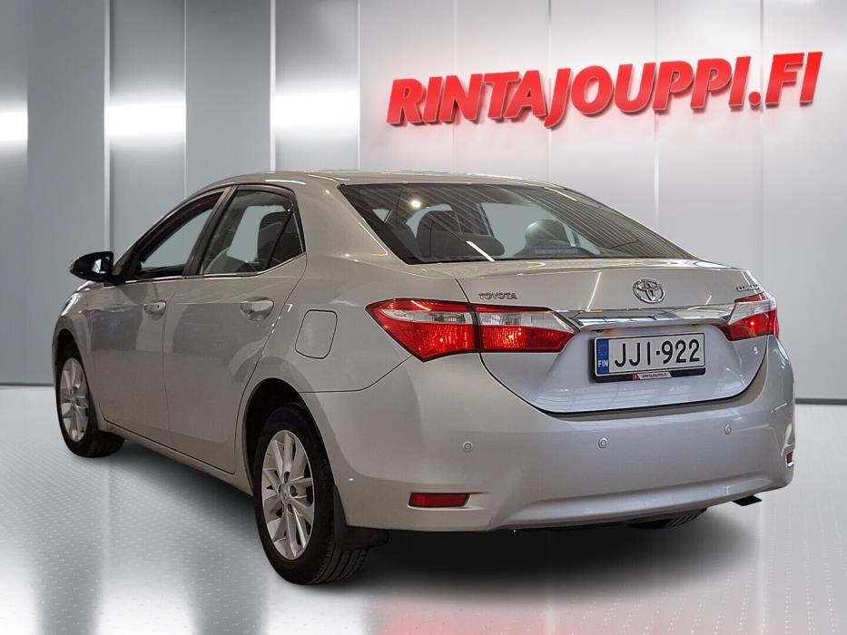 TOYOTA Corolla 2014