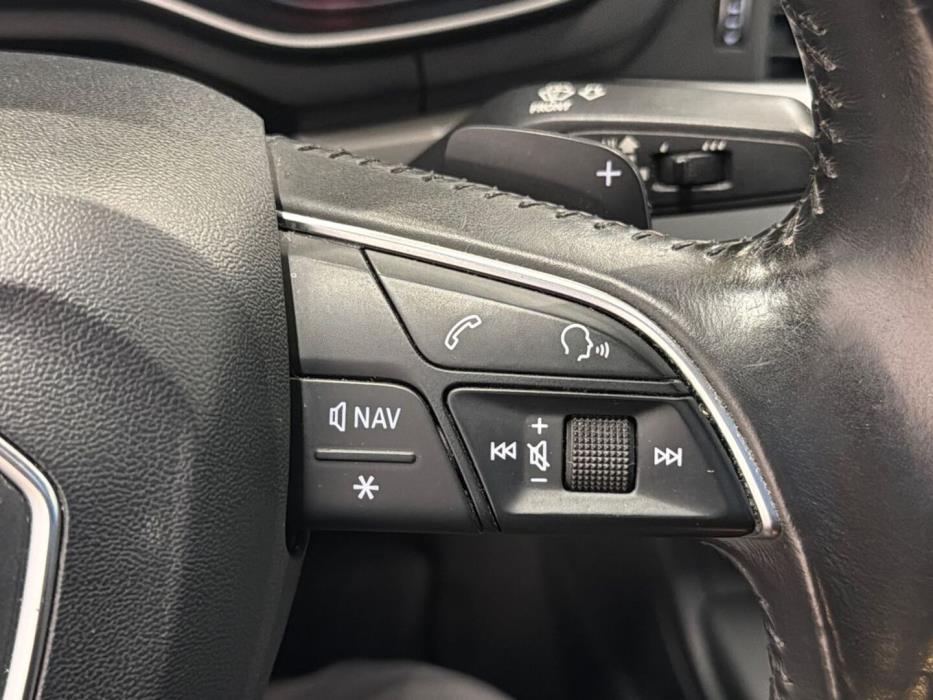 AUDI A4 2016