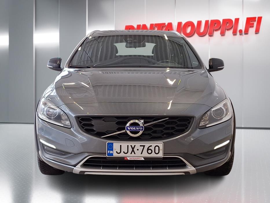 VOLVO V60 Cross Country 2016