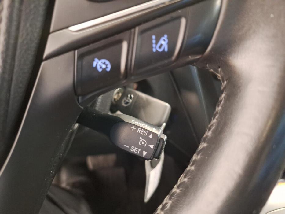 TOYOTA Avensis 2018