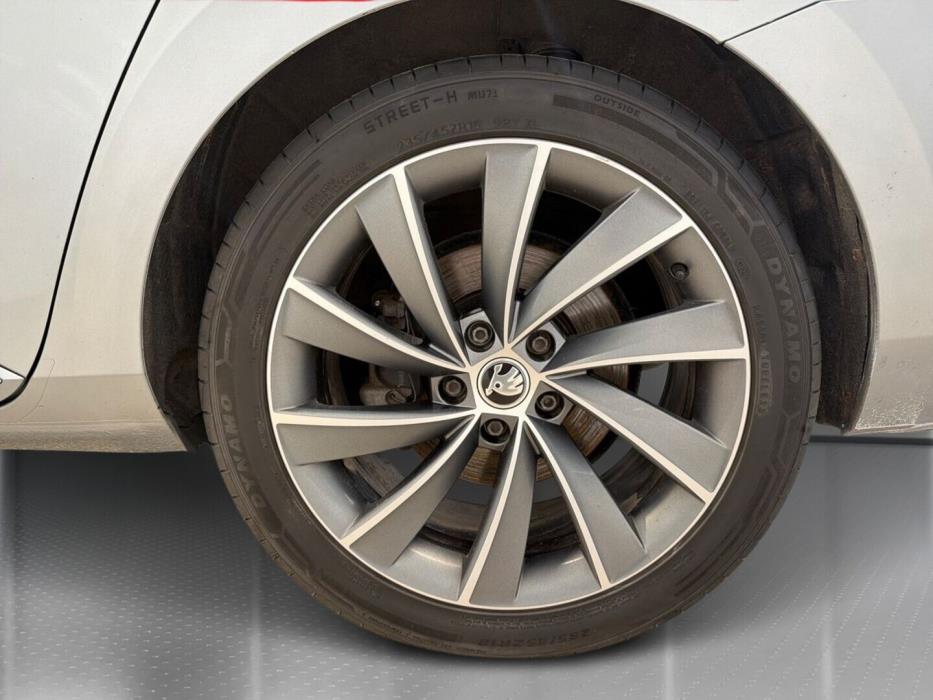 SKODA Superb 2019