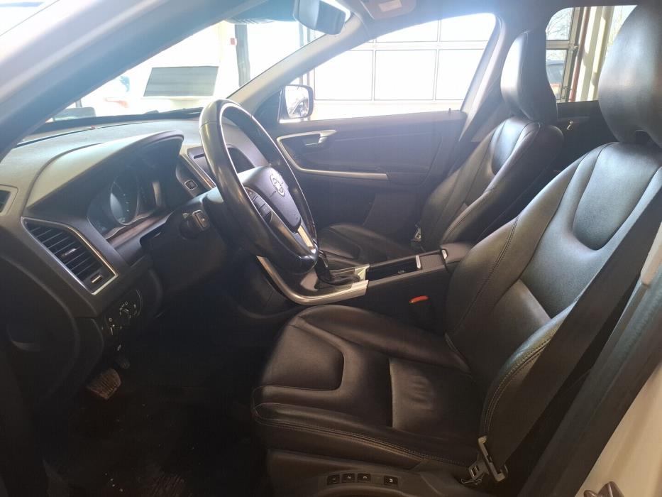 VOLVO XC60 2015