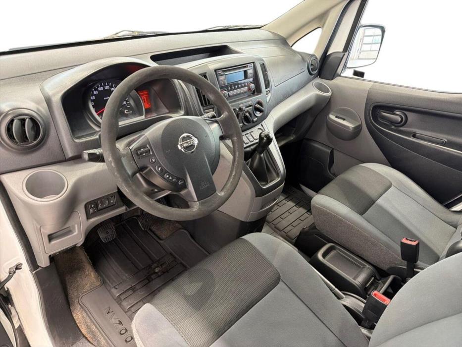 NISSAN NV200 2012