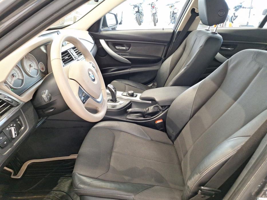 BMW 320 2013