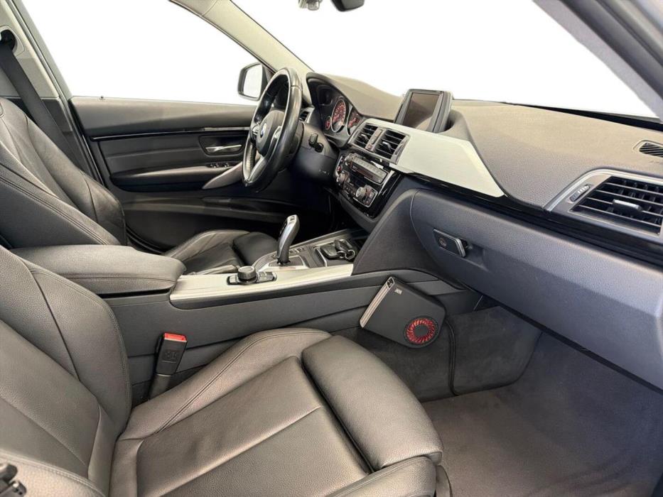 BMW 320 2018