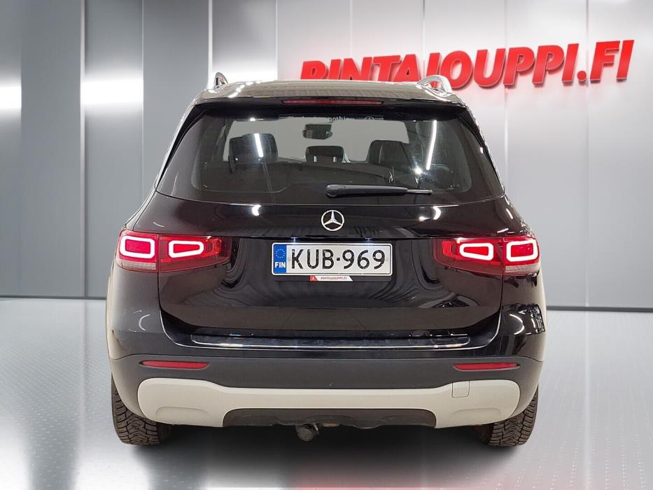 MERCEDES-BENZ GLB 2021