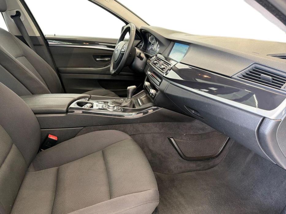 BMW 520 2012