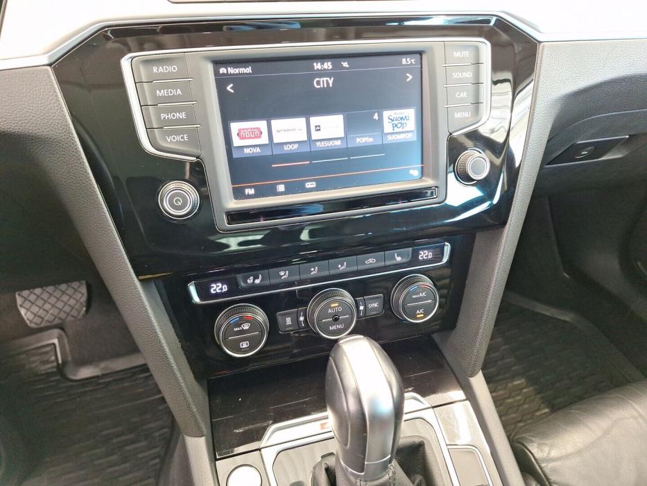 VOLKSWAGEN Passat 2015