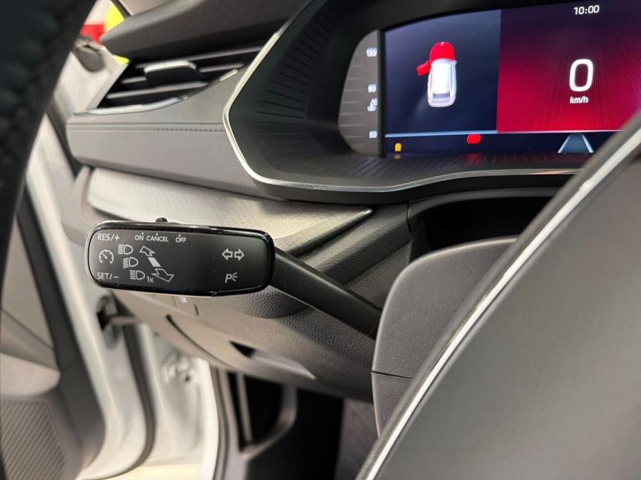 SKODA Octavia 2024