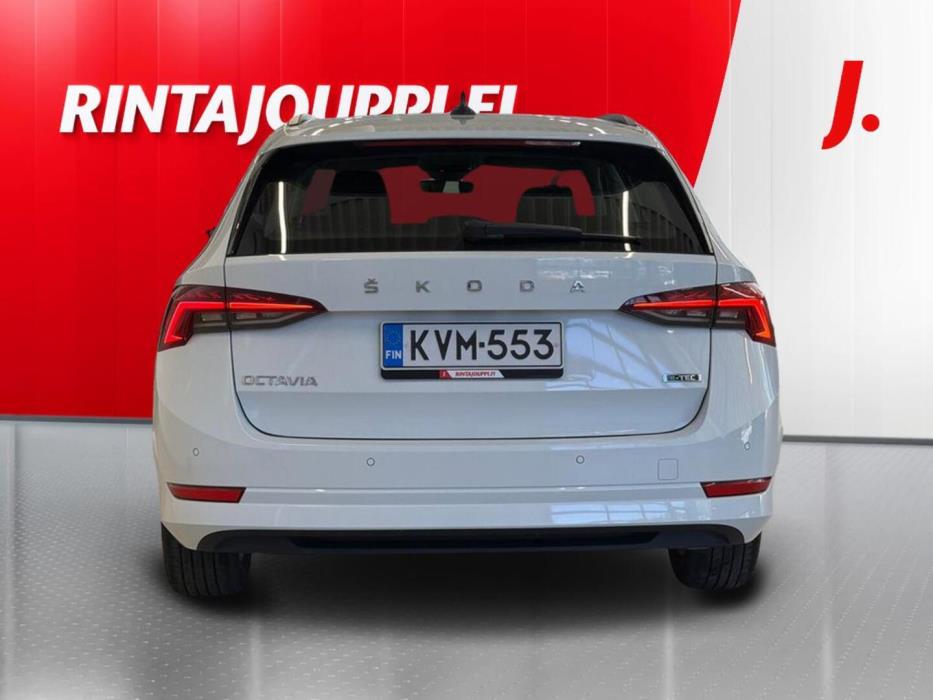 SKODA Octavia 2024