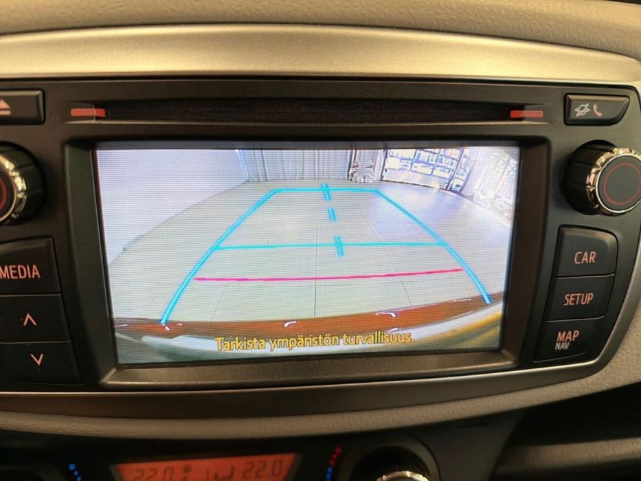 TOYOTA Yaris 2013