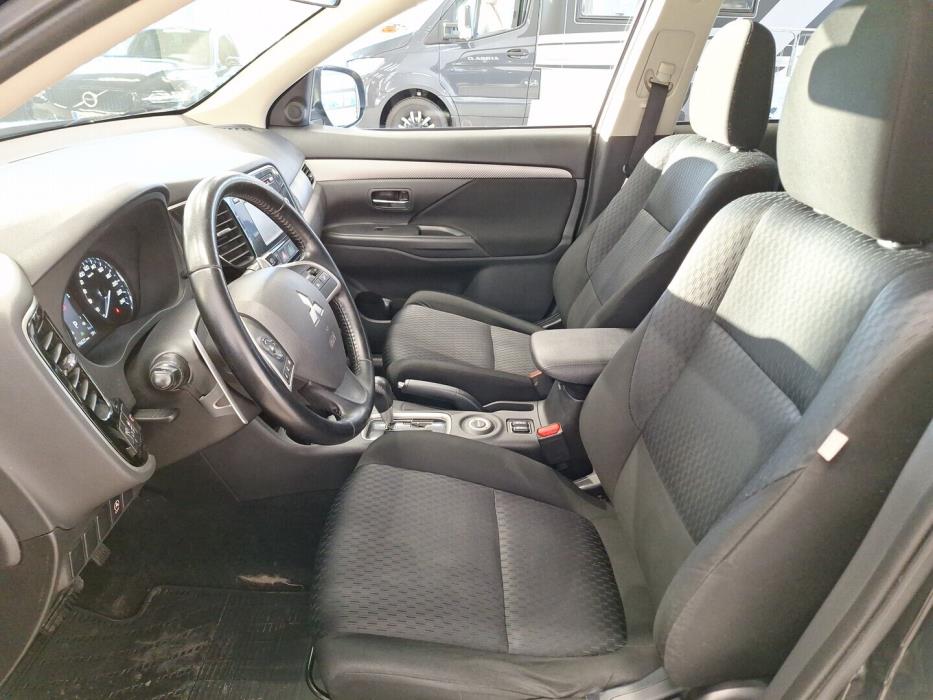 MITSUBISHI Outlander 2014