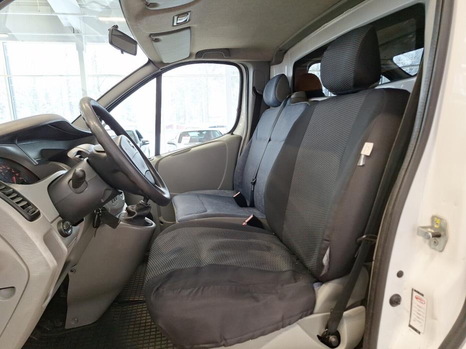 NISSAN Primastar 2005