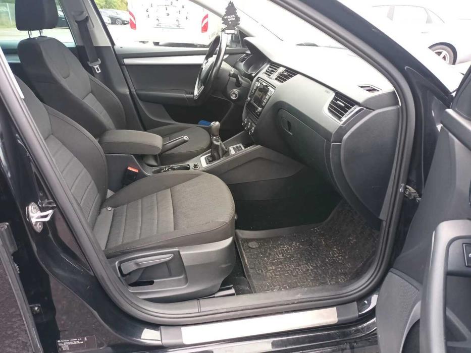 SKODA Octavia 2016