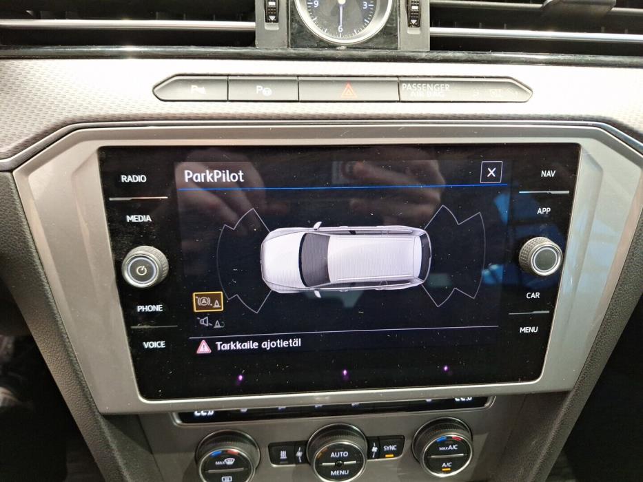 VOLKSWAGEN Passat 2019