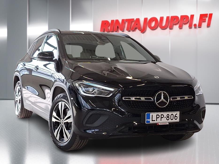 MERCEDES-BENZ GLA 2021
