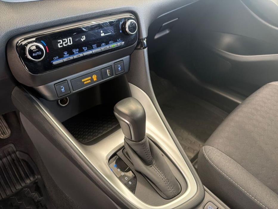 MAZDA 2 2022