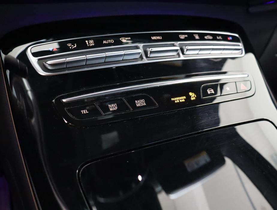 MERCEDES-BENZ EQC 2019