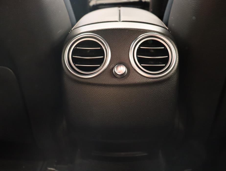 MERCEDES-BENZ EQC 2019