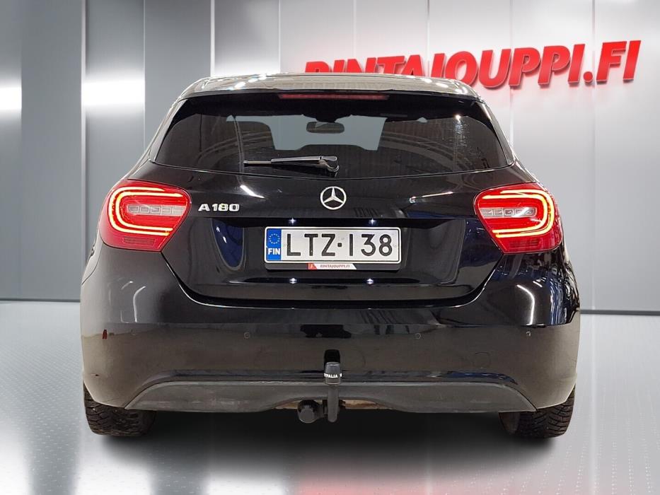 MERCEDES-BENZ A 2013