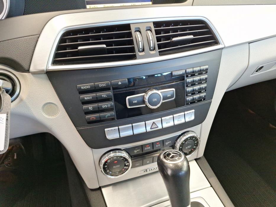 MERCEDES-BENZ C 2012