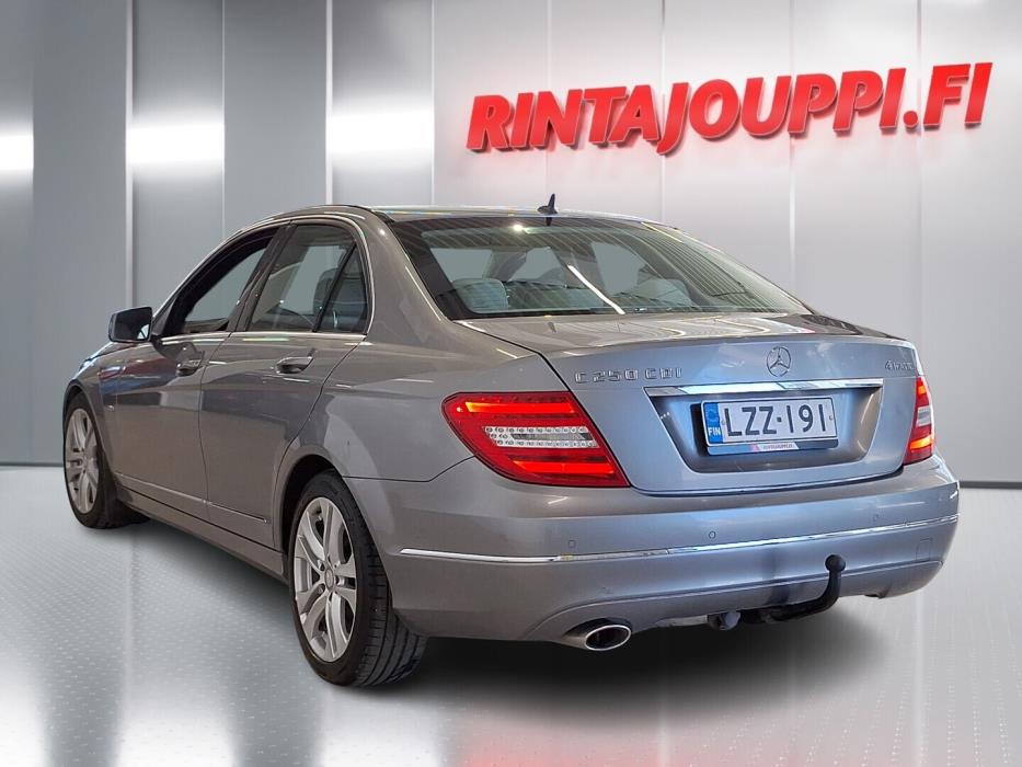 MERCEDES-BENZ C 2012