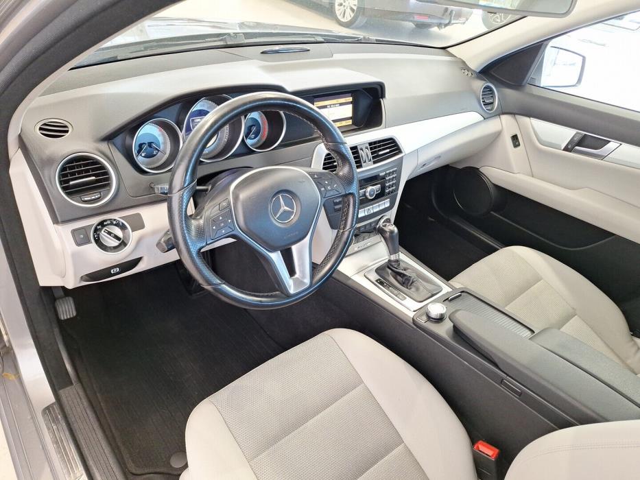 MERCEDES-BENZ C 2012