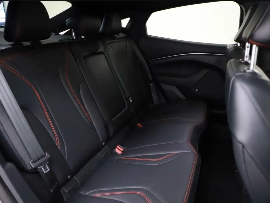 FORD Mustang Mach-E 2021