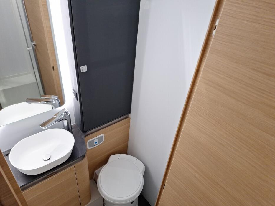 ADRIA CORAL 670 DL 60 Years Selection 2026