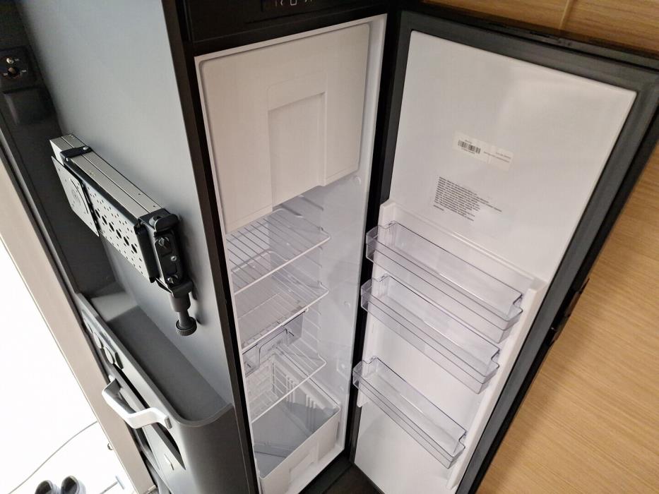 ADRIA CORAL 670 DL 60 Years Selection 2026