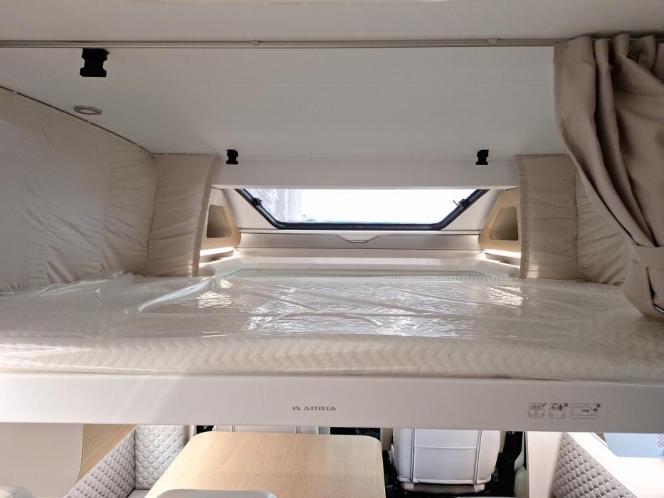ADRIA Matrix 670 SL 60 Years Selection 2026