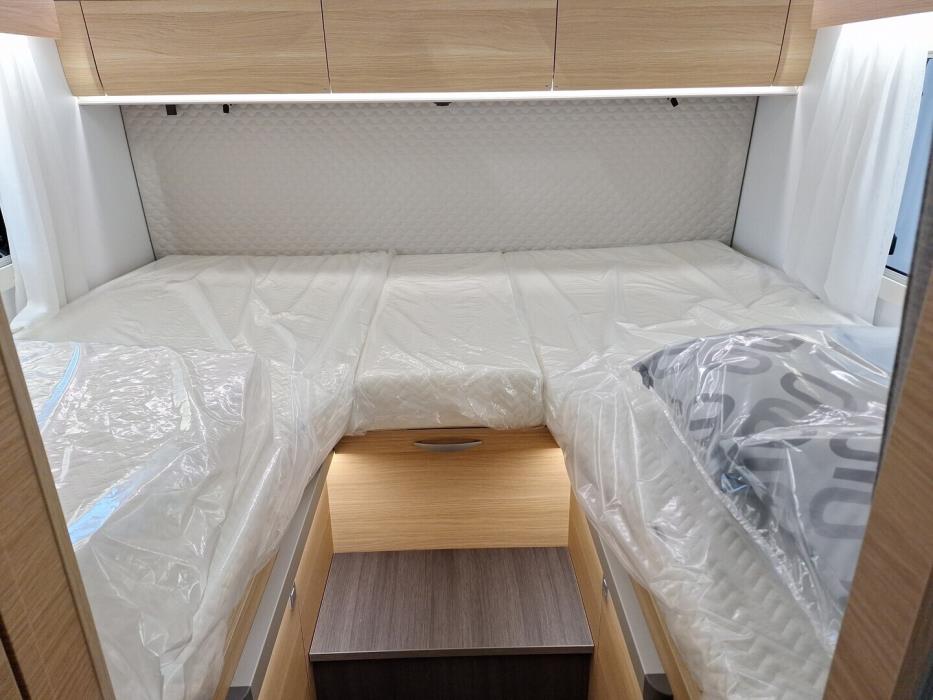 ADRIA Matrix 670 SL 60 Years Selection 2026