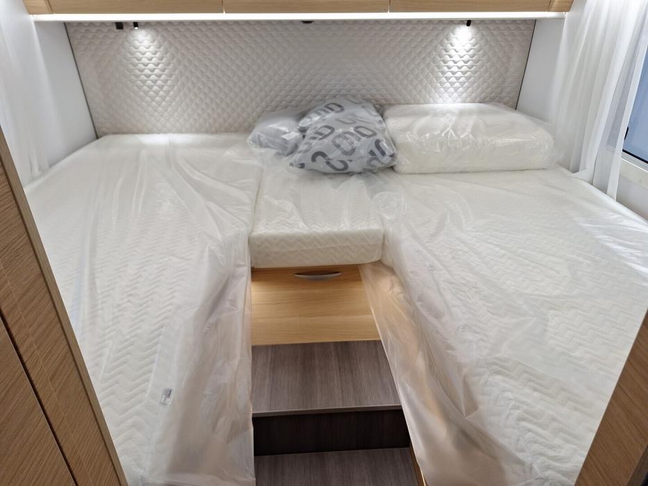 ADRIA Matrix 670 SL 60 Years Selection 2026