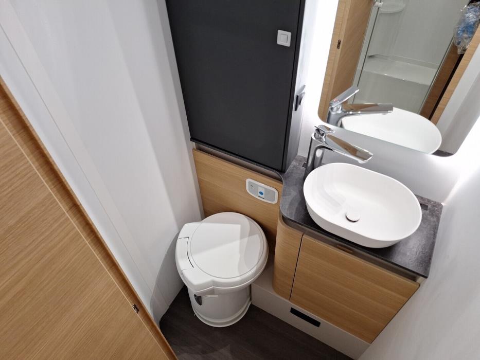 ADRIA Matrix 670 SL 60 Years Selection 2026