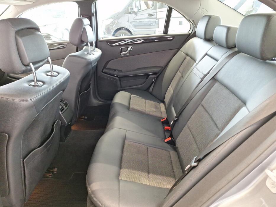 MERCEDES-BENZ E 2009