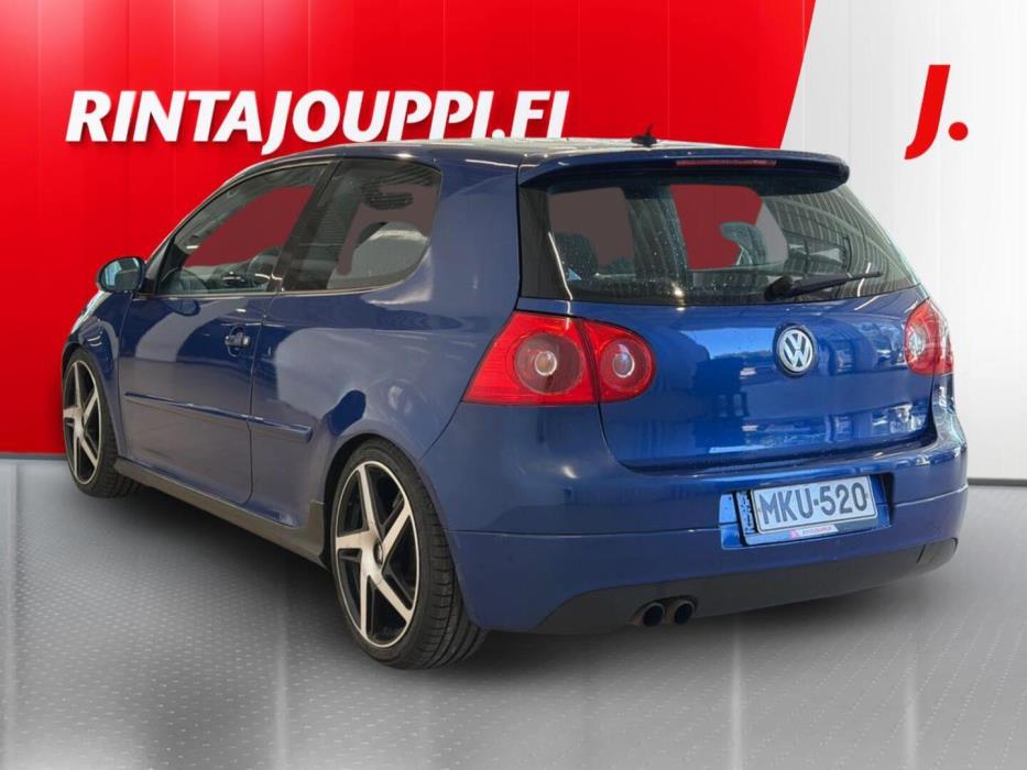 VOLKSWAGEN Golf 2005