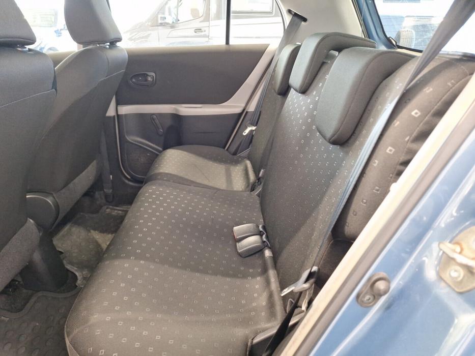 TOYOTA Yaris 2007