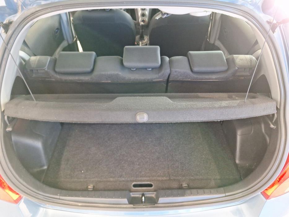 TOYOTA Yaris 2007