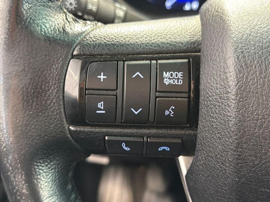TOYOTA Hilux 2018