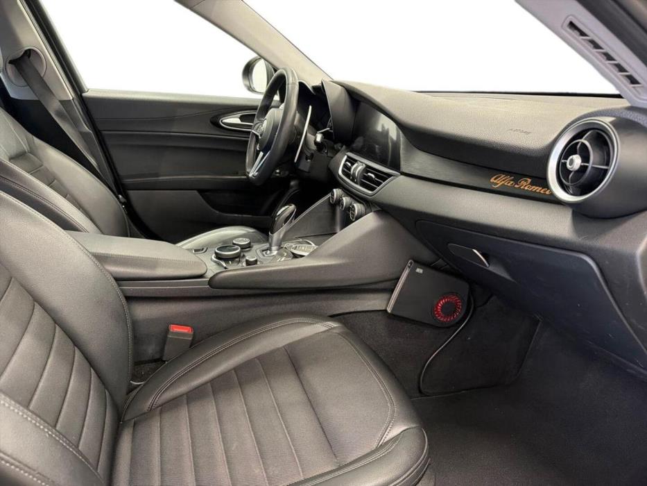 ALFA ROMEO Giulia 2018