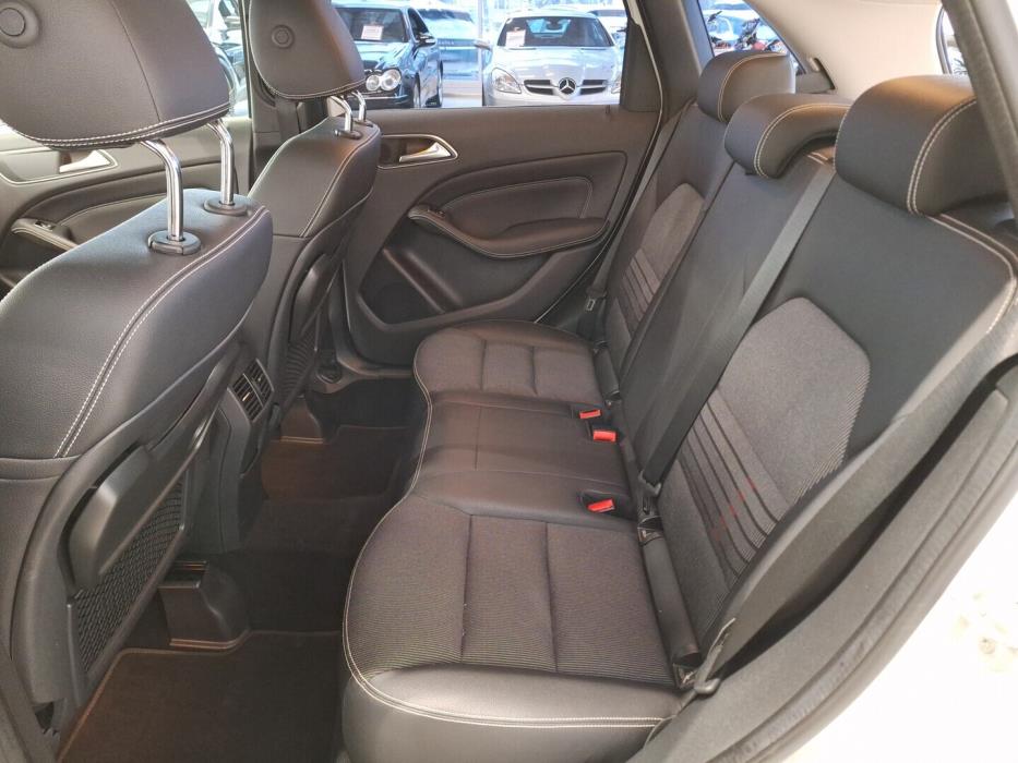MERCEDES-BENZ B 2015