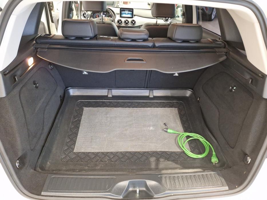 MERCEDES-BENZ B 2015